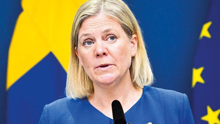 İsveç Başbakanı’nın zor günleri: YPG vaadiyle oturduğu koltuk tehdit altında