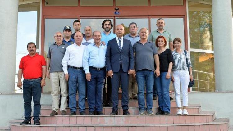 İzmir İl Emniyet Müdürü Şahne, Narlıdere ve Balçovada muhtarlarla buluştu