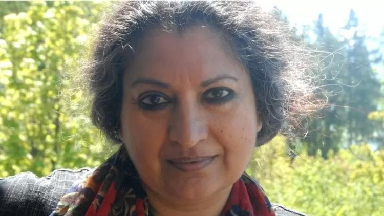 Geetanjali Shree Uluslararası Booker Ödülünü kazanan ilk Hint yazar oldu
