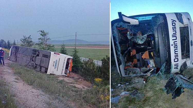 Afyonkarahisarda yolcu otobüsü devrildi: 2si ağır 27 yaralı