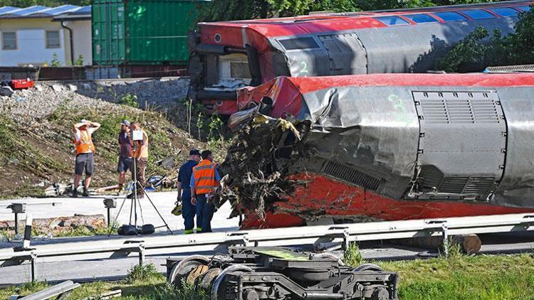 Tren kazasında can kaybı 5’e yükseldi