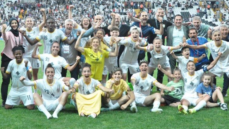 ALG Spor, Beşiktaşı eleyerek Kadınlar Futbol Süper Liginde finale yükseldi