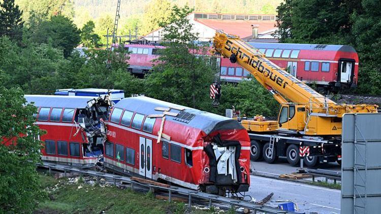 Tren kazasıyla ilgili üç çalışana soruşturma