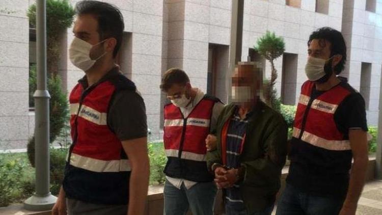 İzmirde JASAT ekipleri, firari 12 zanlıyı yakaladı