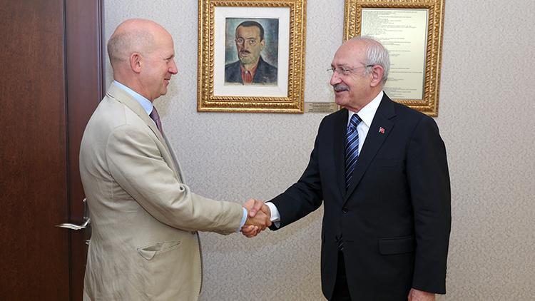 CHP Genel Başkanı Kılıçdaroğlu, Birleşik Krallık Büyükelçisi Chilcottu kabul etti