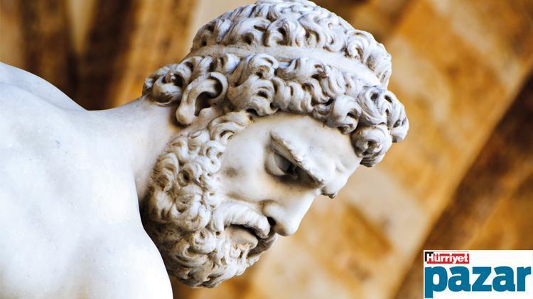 Mitolojideki kahramanı Herakles: “Hem  dünyayı geziyor  hem de güçlü  ve yakışıklı”