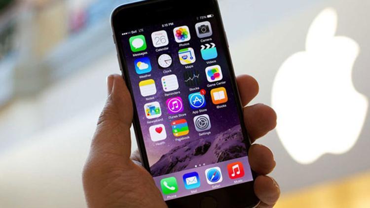 Applea toplu dava... Milyonlarca iPhone kullanıcısı için tazminat talebi