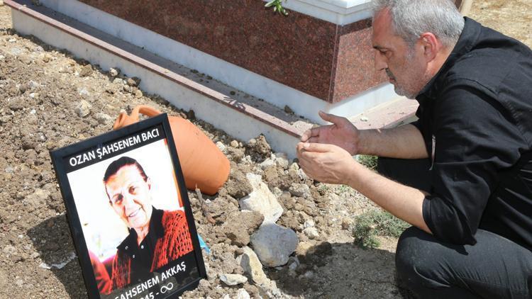 Yavuz Bingölün annesi halk ozanı Şahsenem Akkaş toprağa verildi