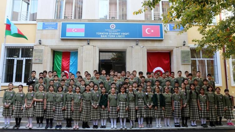 Birinciler TDV Bakü Türk Lisesi’nden