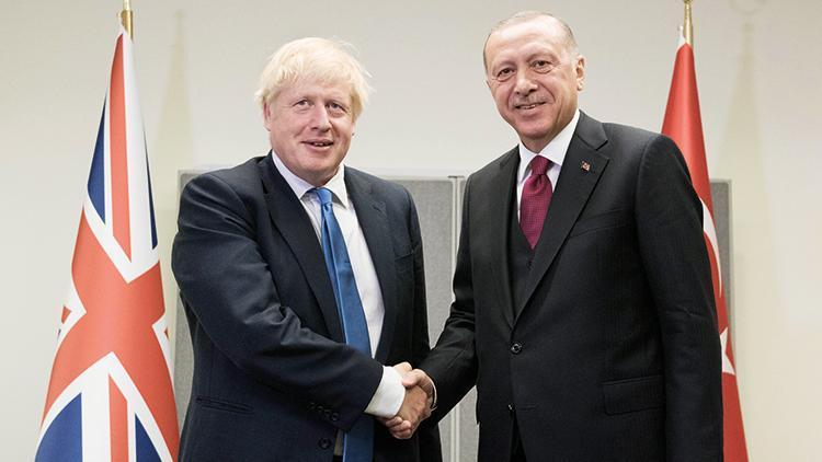Erdoğan, Borıs Johnson’la Ukrayna’daki durumu görüştü