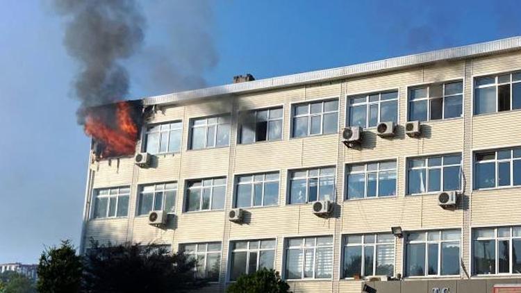 Çerkezköy Hükümet Konağında yangın