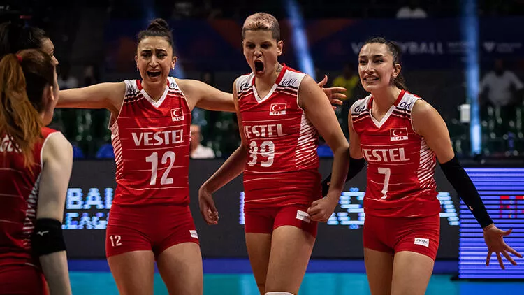 Türkiye-İtalya voleybol maçı ne zaman Filenin Sultanları galibiyet peşinde