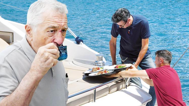 Türk kahvesi ve alinazik... Robert De Niro, Boğazın tadını çıkardı
