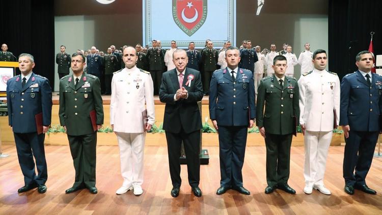 Erdoğan MSÜ diploma töreninde... Taahhütleri görme vakti