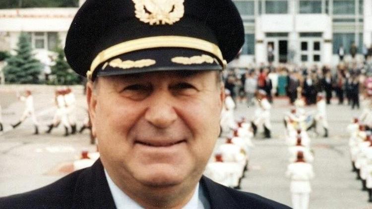 THYnin Eski Genel Müdürü ve emekli kaptan pilot Atilla Çelebi hayatını kaybetti