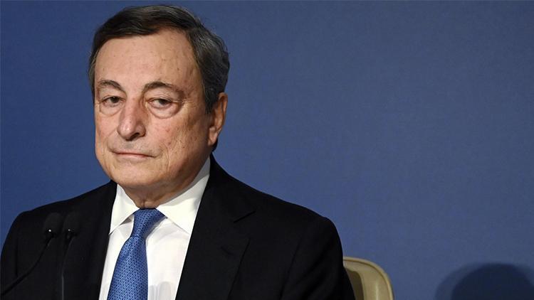 İtalya’da yüzlerce belediye başkanından Başbakan Draghi’ye çağrı: İstifa etme