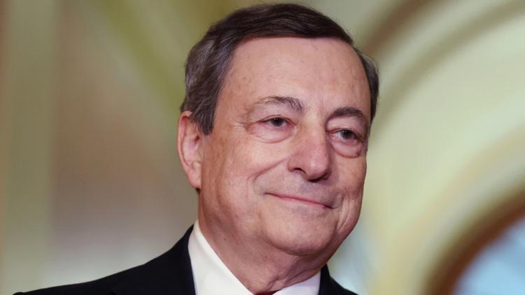 İtalya Başbakanı Draghi’ye senatodan güvenoyu