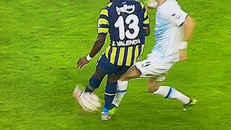 Dinamo Kiev - Fenerbahçe maçında penaltı itirazı VAR olmadığı için...