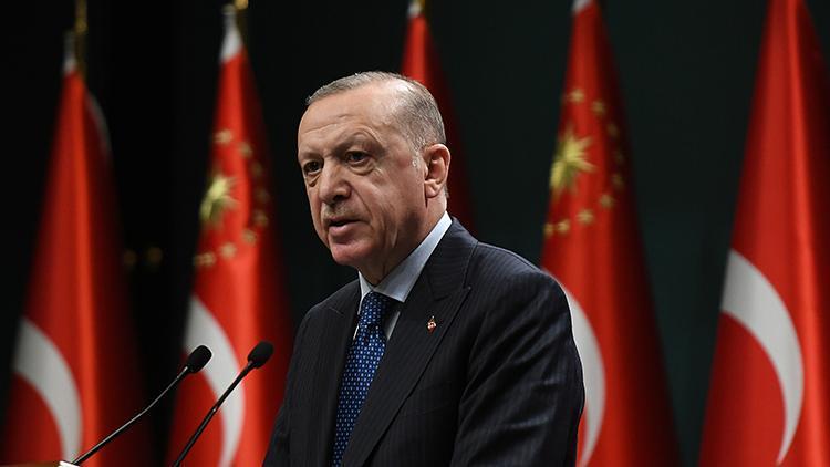 Cumhurbaşkanı Erdoğan, Özbekistan Cumhurbaşkanı Mirziyoyevle telefonda görüştü