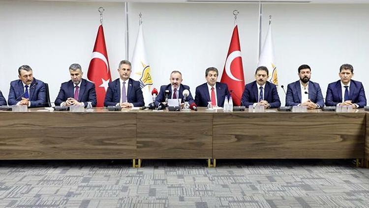 AK Partili 11 grup başkanvekili İzmirde buluştu
