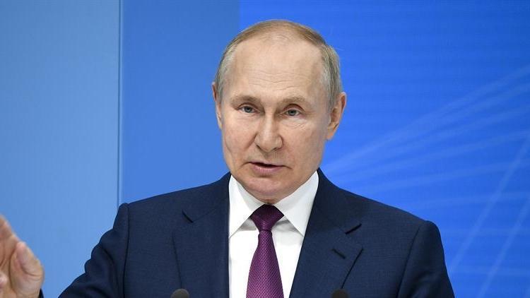 Kremlin: Putin, Abenin cenazesine katılmayacak