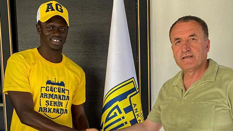 Fenerbahçe lisansı çıkardı, Ankaragücüne gitti Lamine Diacktan 3+1 yıllık imza | Transfer Haberleri