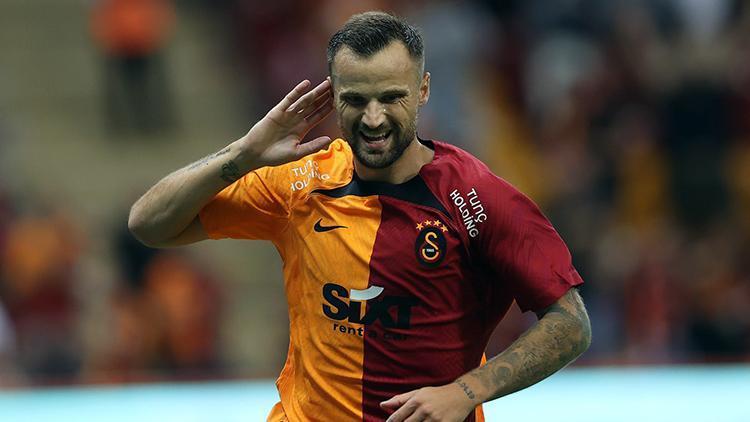 Haris Seferovicte Falcao tesadüfü Galatasarayda ilk golleri...