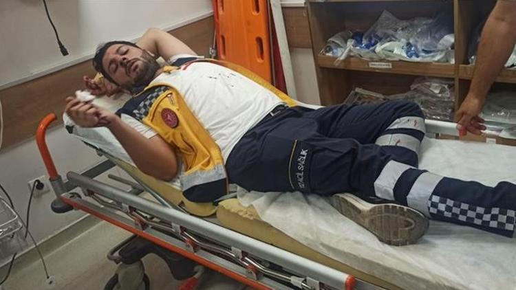 Şanlıurfada önümü kestin tartışması Hasta taşıyan ambulans şoförünün burnunu kırdı