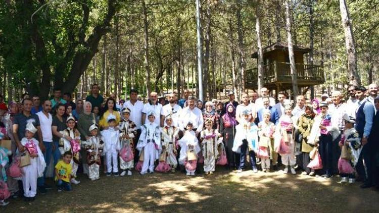 Gedizde 16 çocuğa toplu sünnet yapıldı