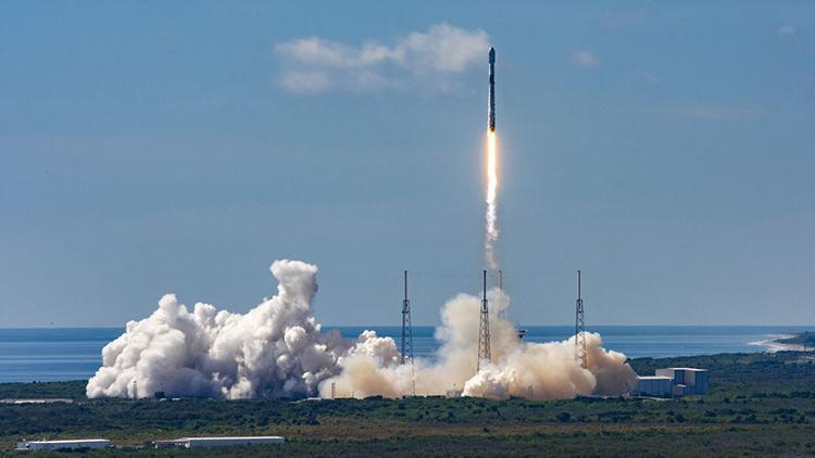 Elon Musk neden uzaya binlerce uydu fırlatıyor