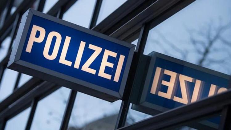 Frankfurt Emniyeti’nde 5 polise soruşturma açıldı