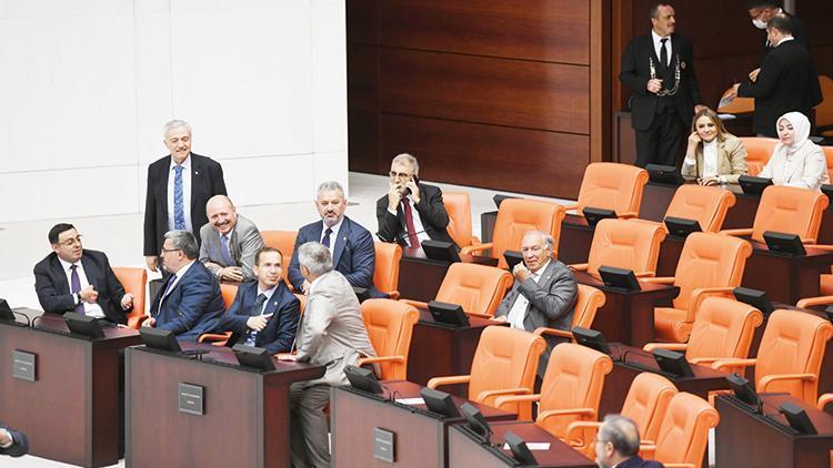 AK Parti-CHP mükerrer oy tartışması