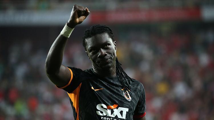 Bafetimbi Gomis: Çok mutlu ve gururluyum