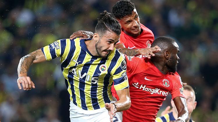 Fenerbahçenin yeni transferi Gustavo Henrique ıslıklandı