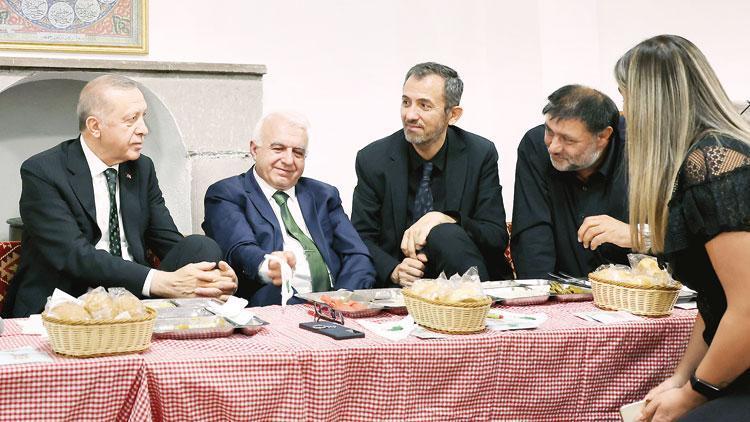 Cumhurbaşkanı Erdoğandan cemevinde iftar