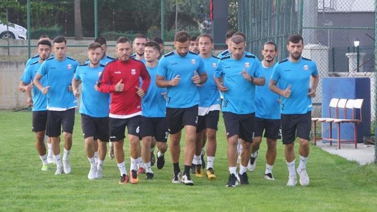 Sel sebebi ile ligden çekilen Kastamonuspor, afetin yıl dönümünde sezon açılışı yaptı