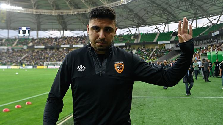 Ozan Tufan, West Bromwich-Hull City maçında sakatlandı