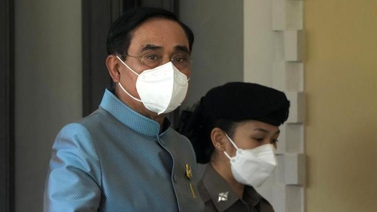 Taylandda siyasi kriz: Başbakan Chan-ocha, görevden uzaklaştırıldı