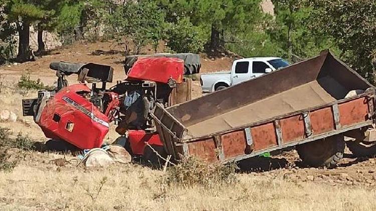 Adıyamanda traktör devrildi: 1 ölü, 8 yaralı