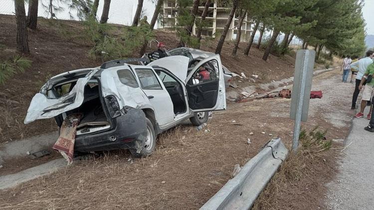 Aydındaki feci kaza ortalık savaş alanına döndü: 2 ölü 4 yaralı