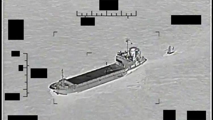 ABD Donanması İranın Basra Körfezinde ABD’ye ait insansız gemiyi ele geçirme girişimini engelledi