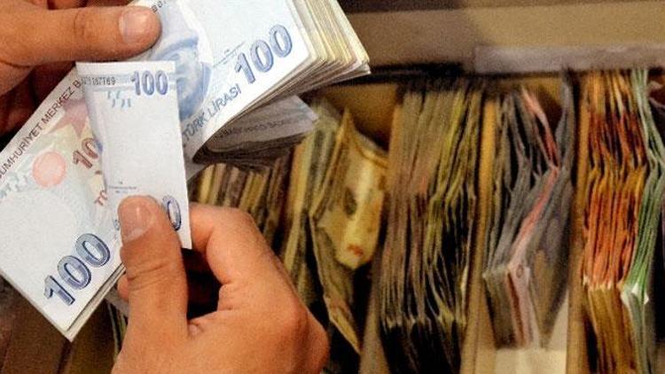 Öğretmenlere kırtasiye parası için gözler MEBde 2022 kırtasiye parası ödemeleri ile 1.325 lira hesaplara yatırılacak