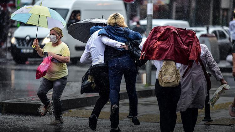 Meteorolojiden hava durumu uyarısı... İstanbullular dikkat Sağanak yağış geliyor