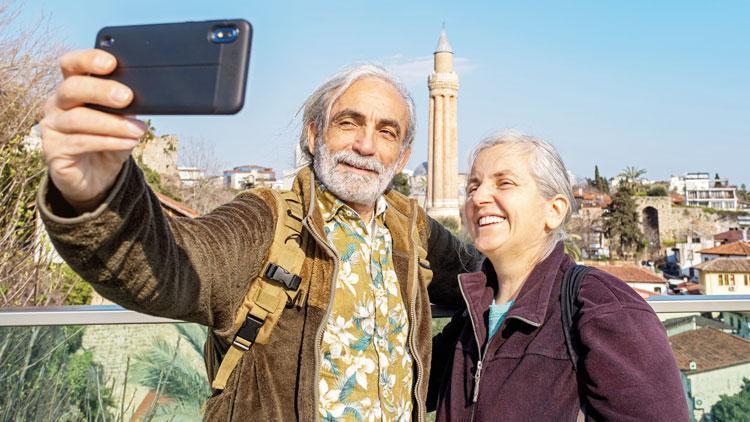 Türk turizmi ‘gaz’ kesmiyor... Gazı kesilen Avrupalı emekliler kış için rotayı Türkiye’ye çevirdi