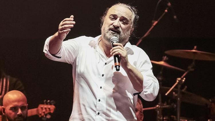 Volkan Konaktan tatil öncesi son konser