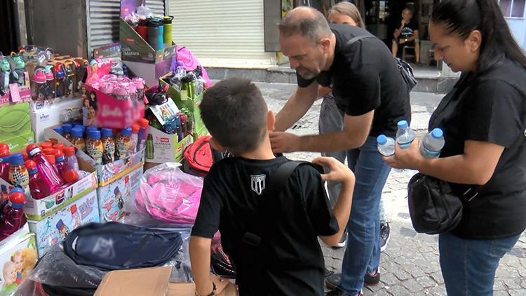 Okul alışverişinde Eminönünü tercih ettiler