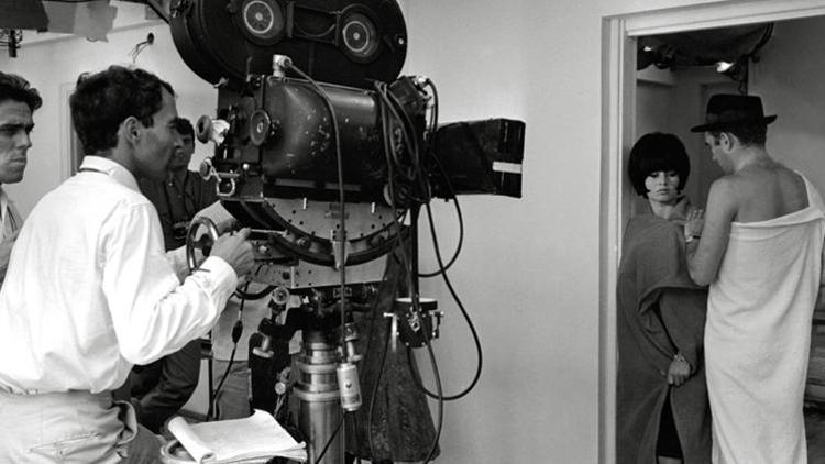 Sinema dünyası büyük bir ustasını kaybetti: Jean Luc Godard öldü