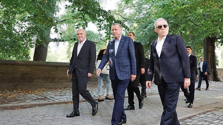 Erdoğan’dan Central Park yürüyüşü