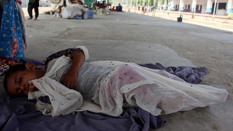 Pakistan’da sel sonrası bulaşıcı hastalıklardan 9 can kaybı daha