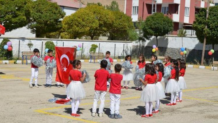 Adilcevaz’da ilköğretim haftası kutlandı